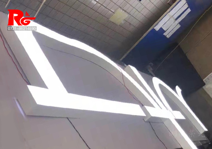 �Lɳ������