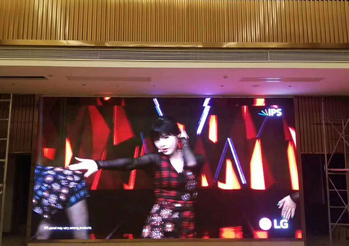 ����LED�@ʾ��