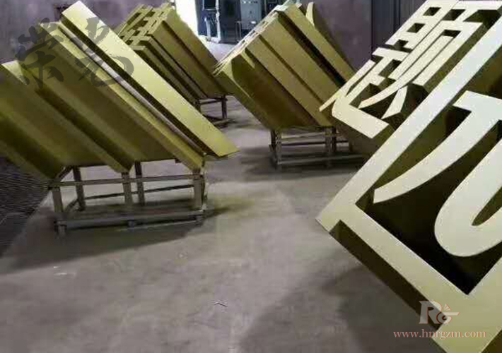 �Lɳ���S���w��